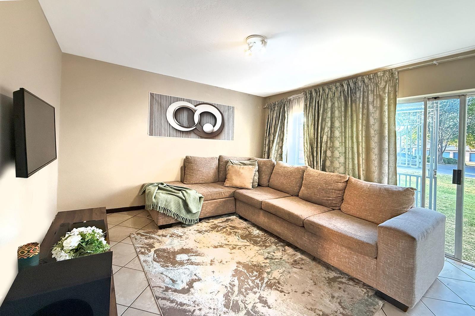 2 Bedroom Apartment in Erand Gardens