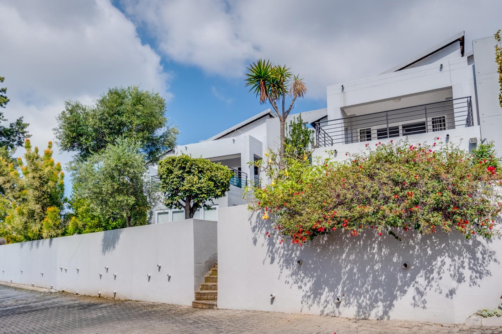 2 Bedroom Apartment in Broadacres