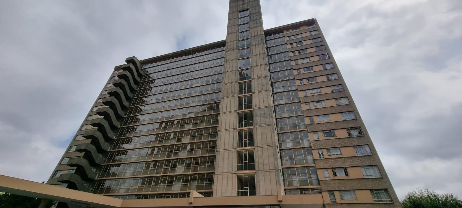 2 Bedroom Apartment in Parktown