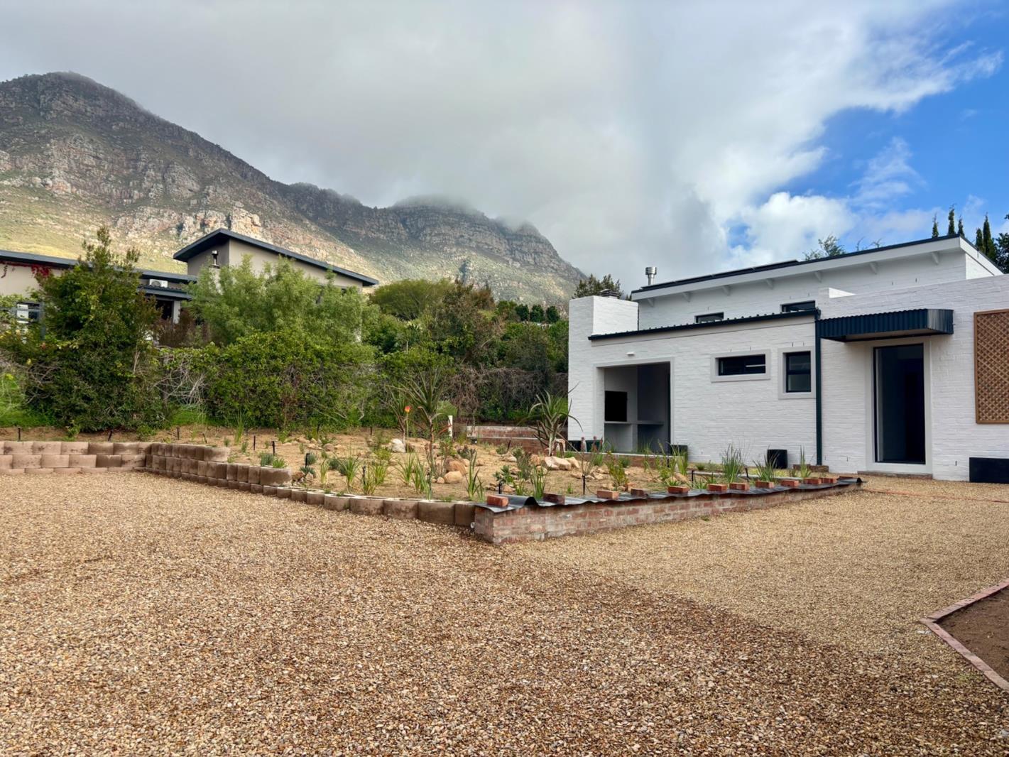 2 Bedroom House in Riebeek West
