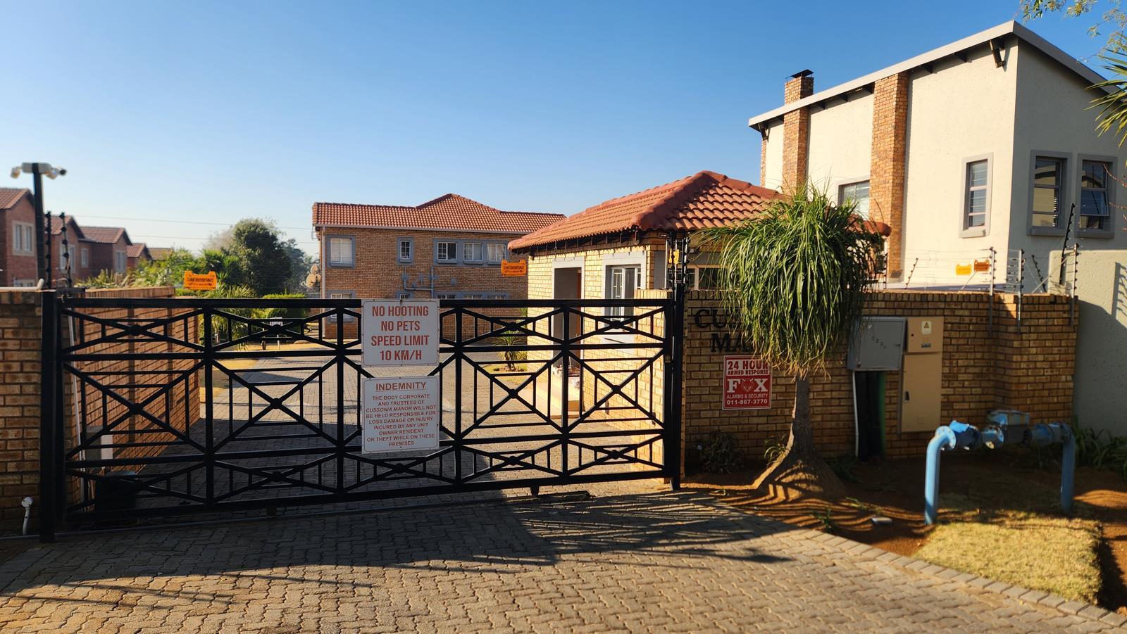 2 Bedroom Townhouse in Meyersdal