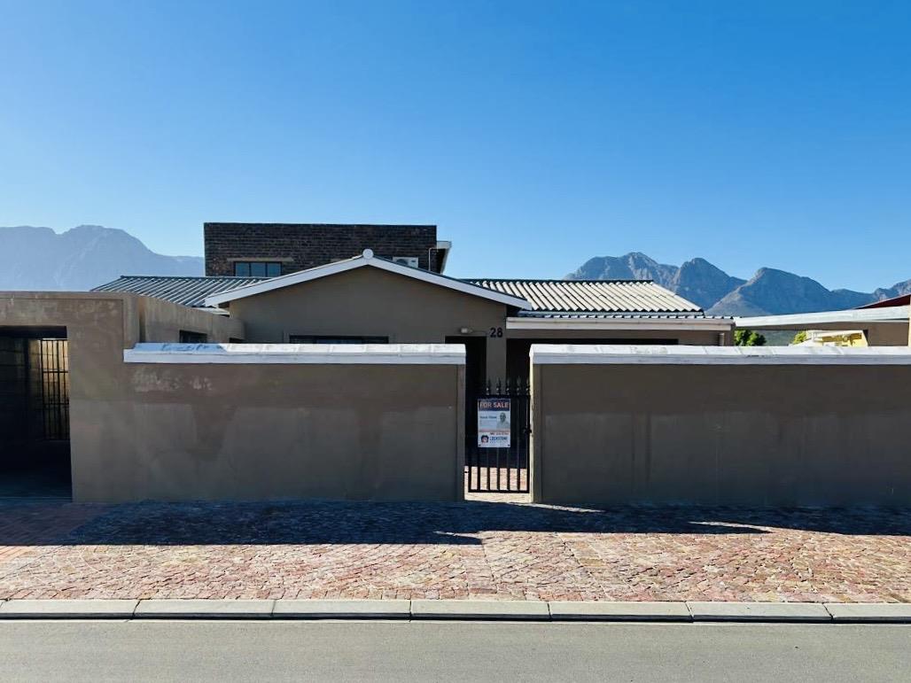 4 Bedroom House in Somerset Park