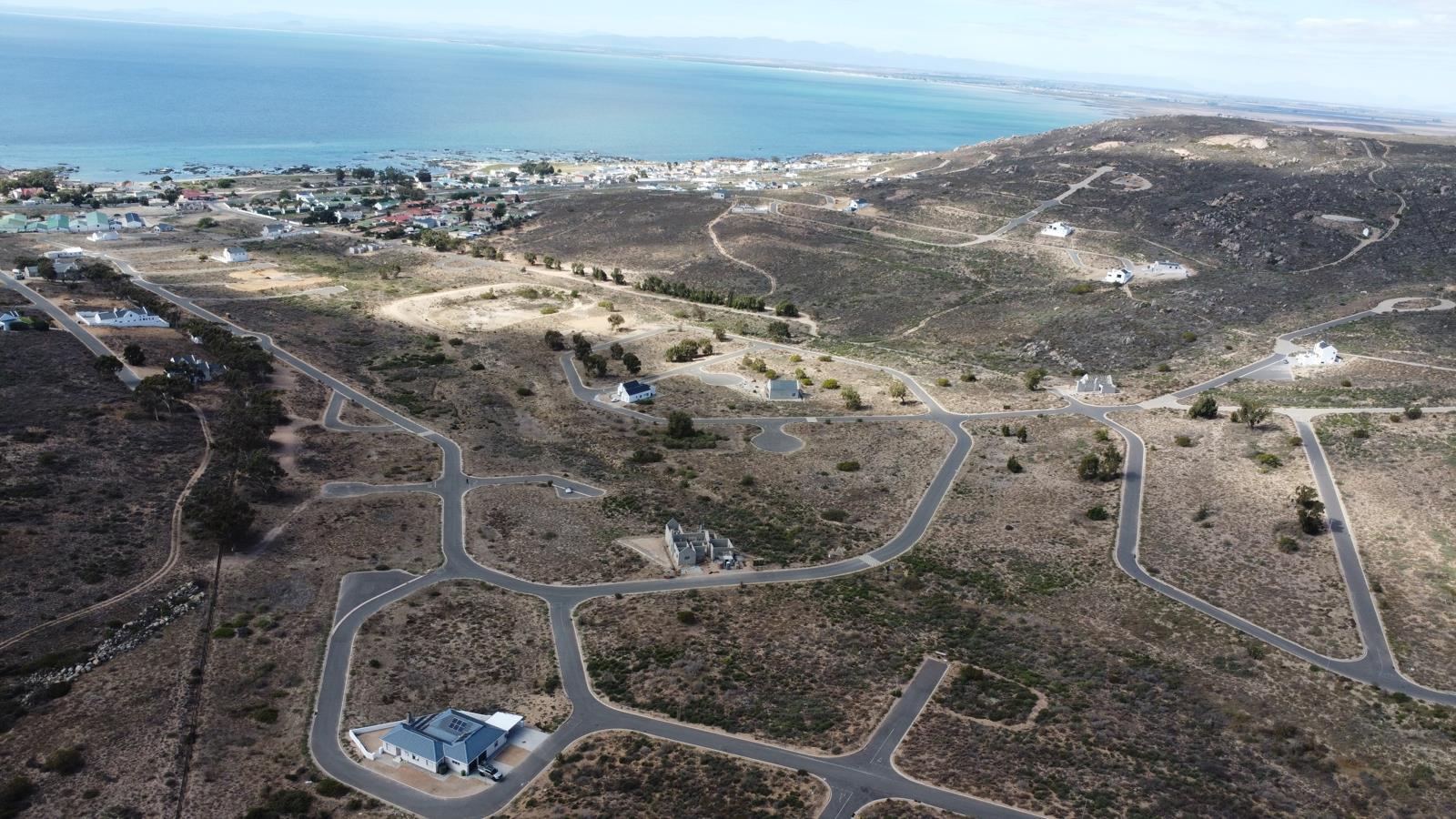 471 m² Land available in St Helena Bay