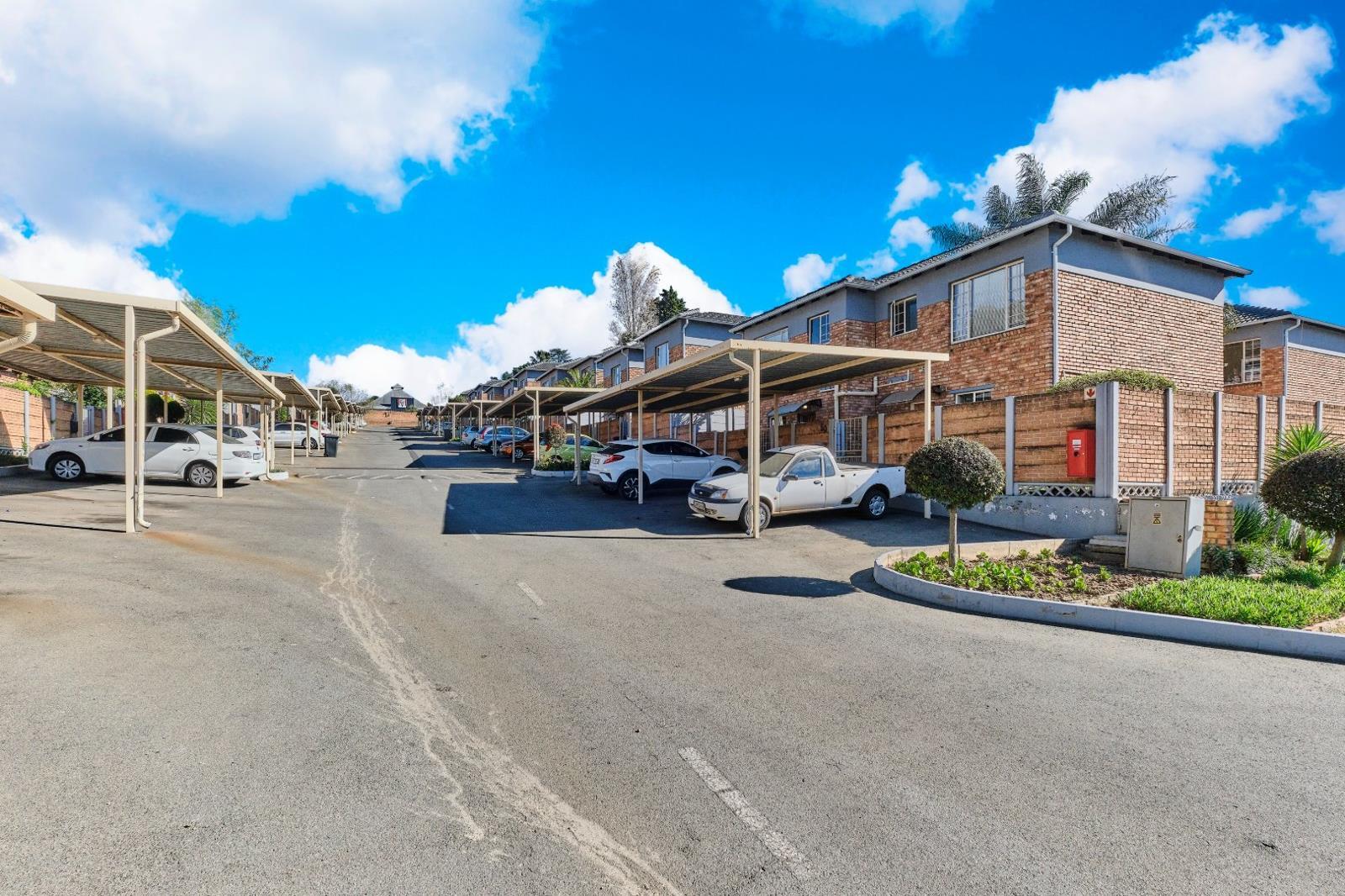 2 Bedroom Townhouse in North Riding