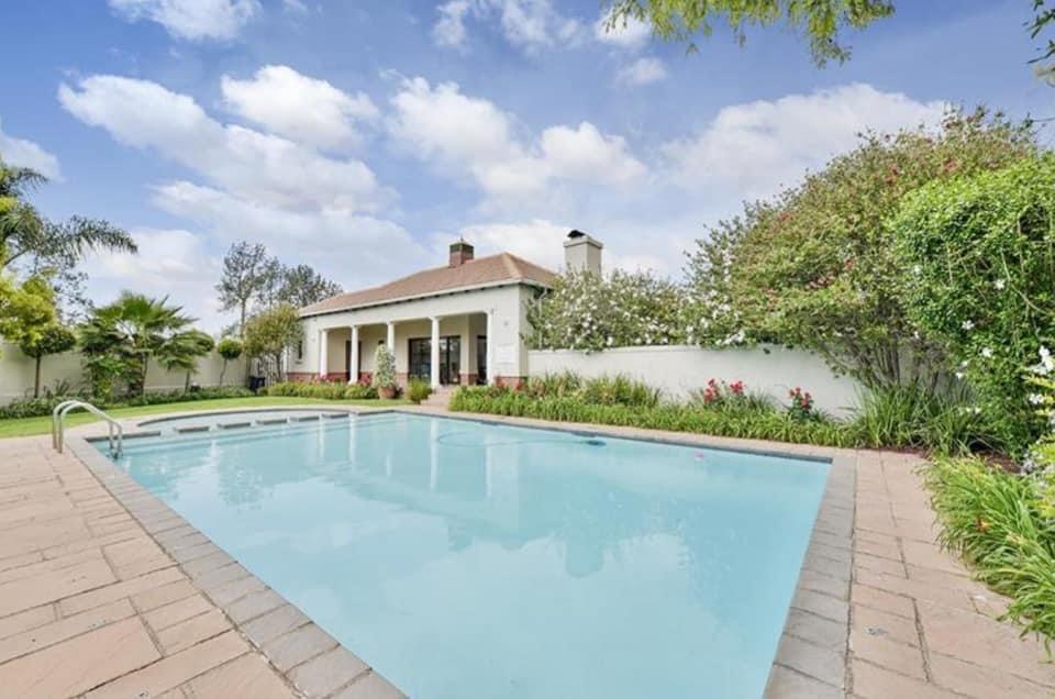 1 Bedroom Apartment in Broadacres
