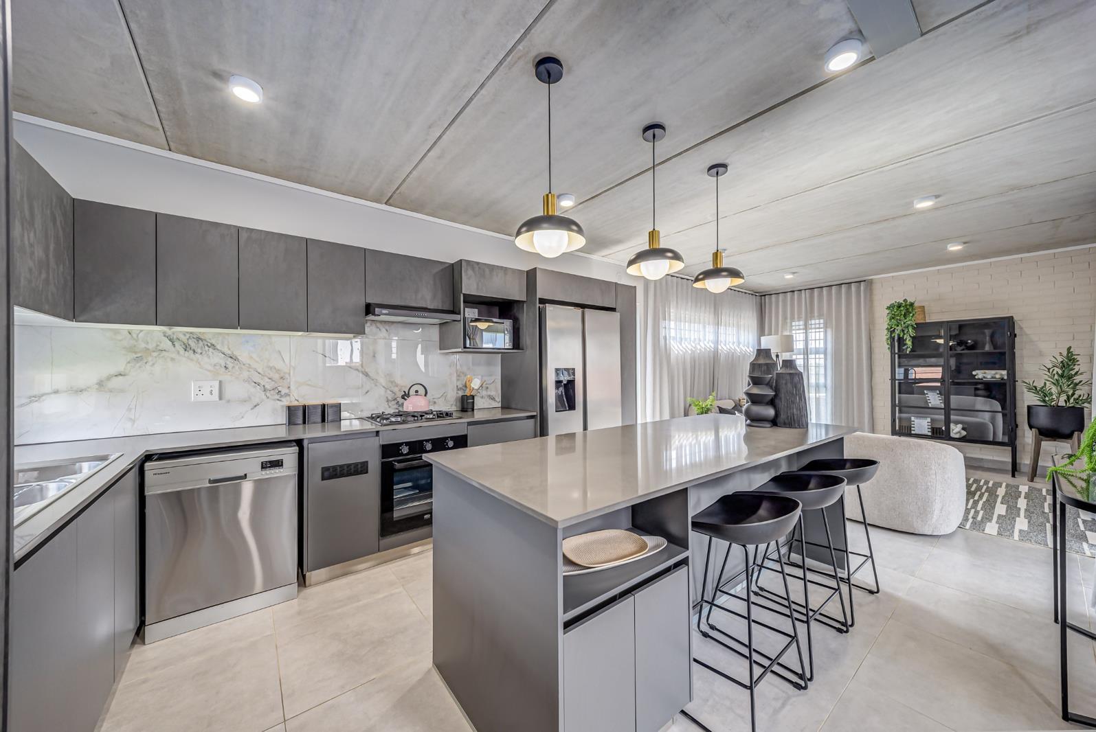 3 Bedroom House in Bromhof