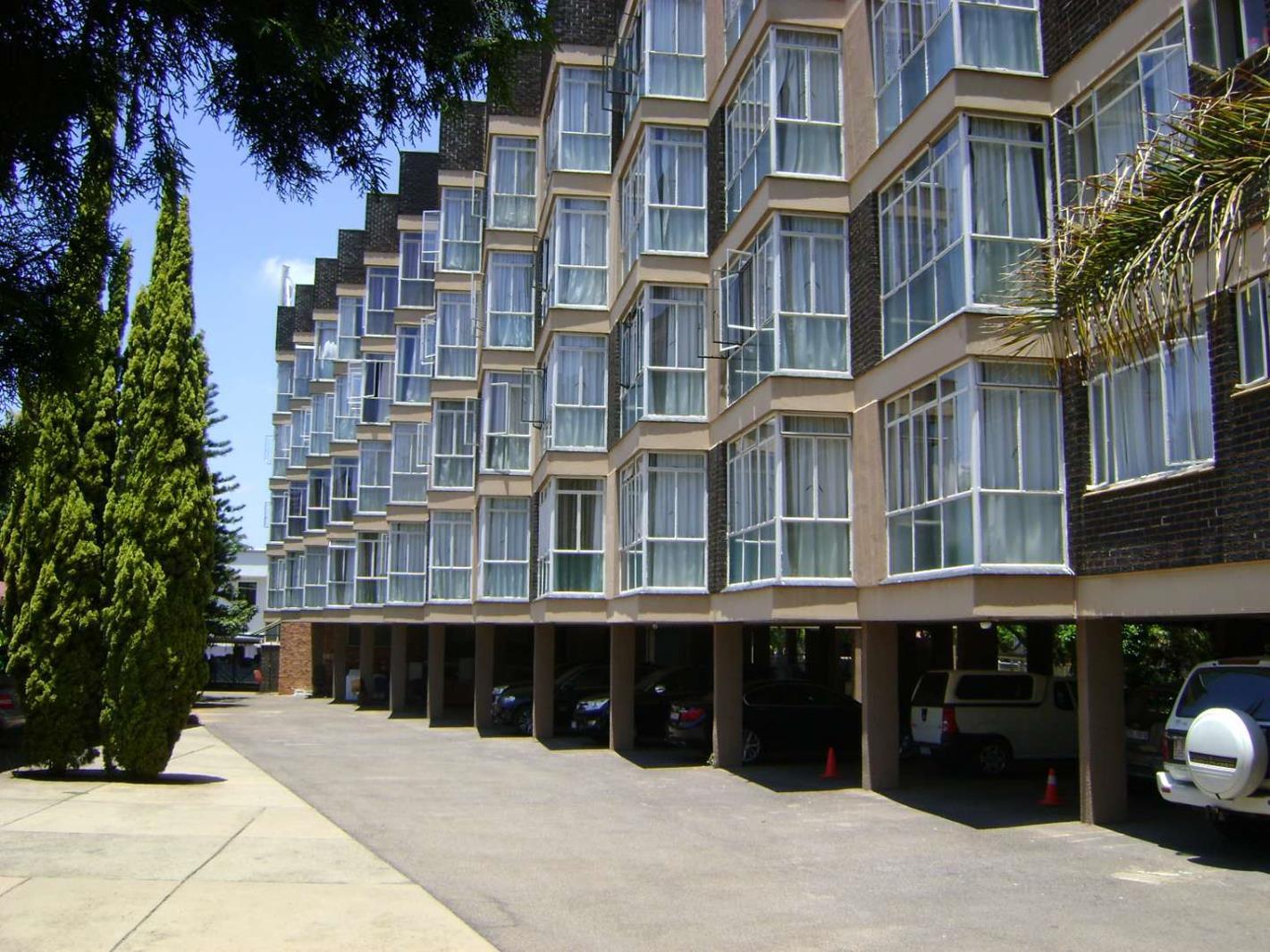 1 Bedroom Apartment in Arcadia