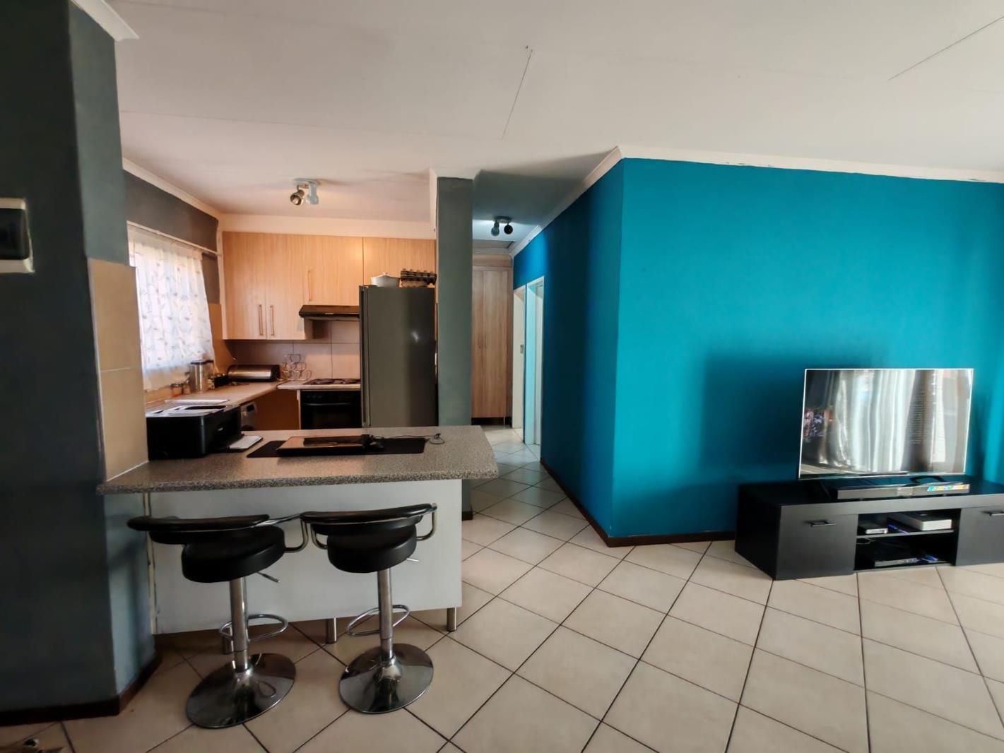 2 Bedroom House in Monavoni