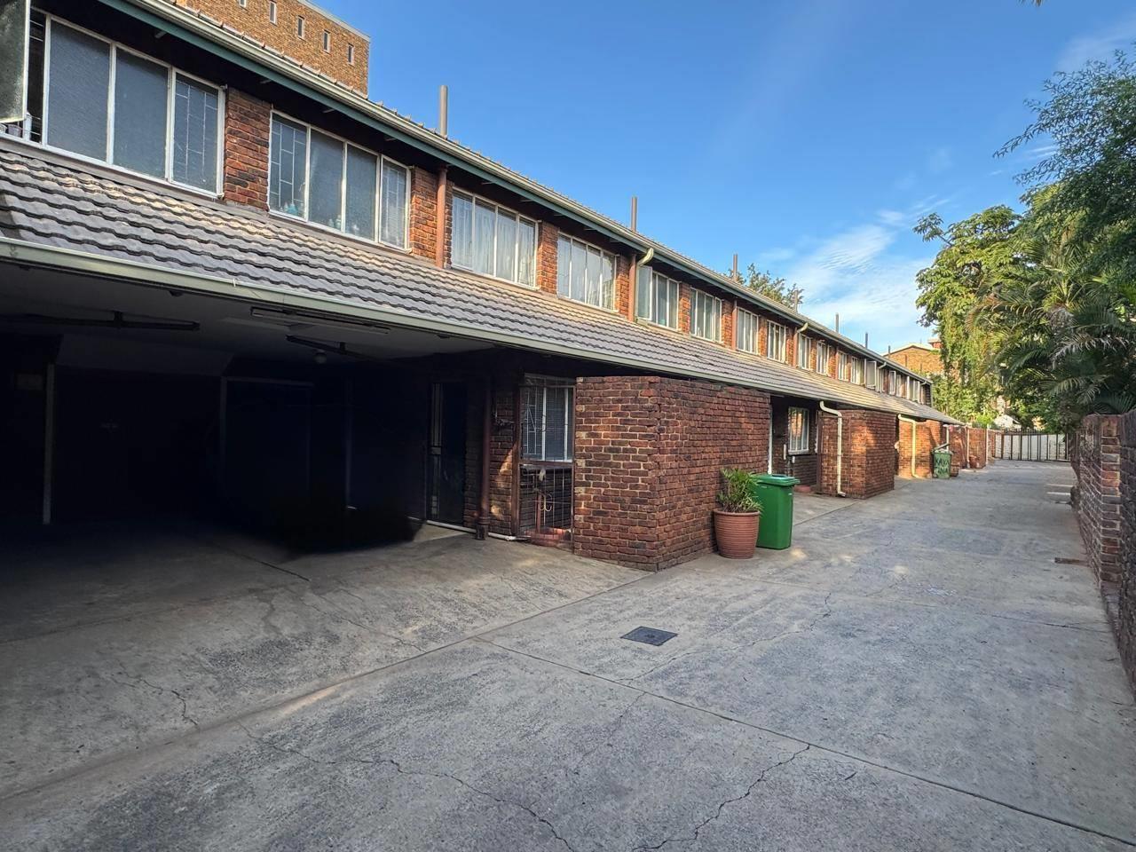 3 Bedroom Townhouse in Sunnyside