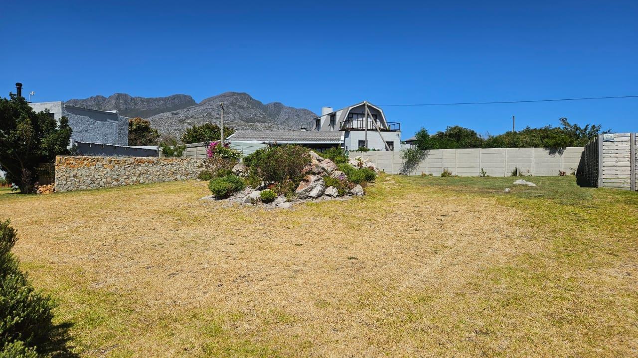 656 m² Land available in Pringle Bay