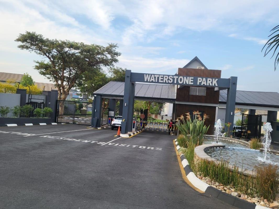 3 Bedroom Apartment in Greenstone Hill