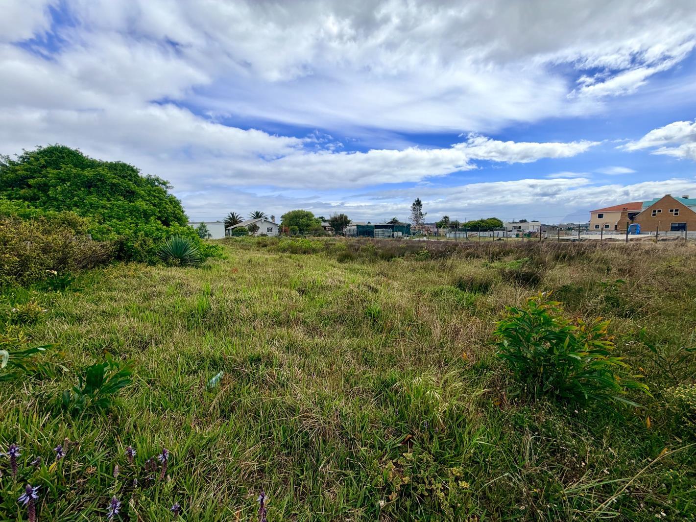 1 487 m² Land available in Fisherhaven