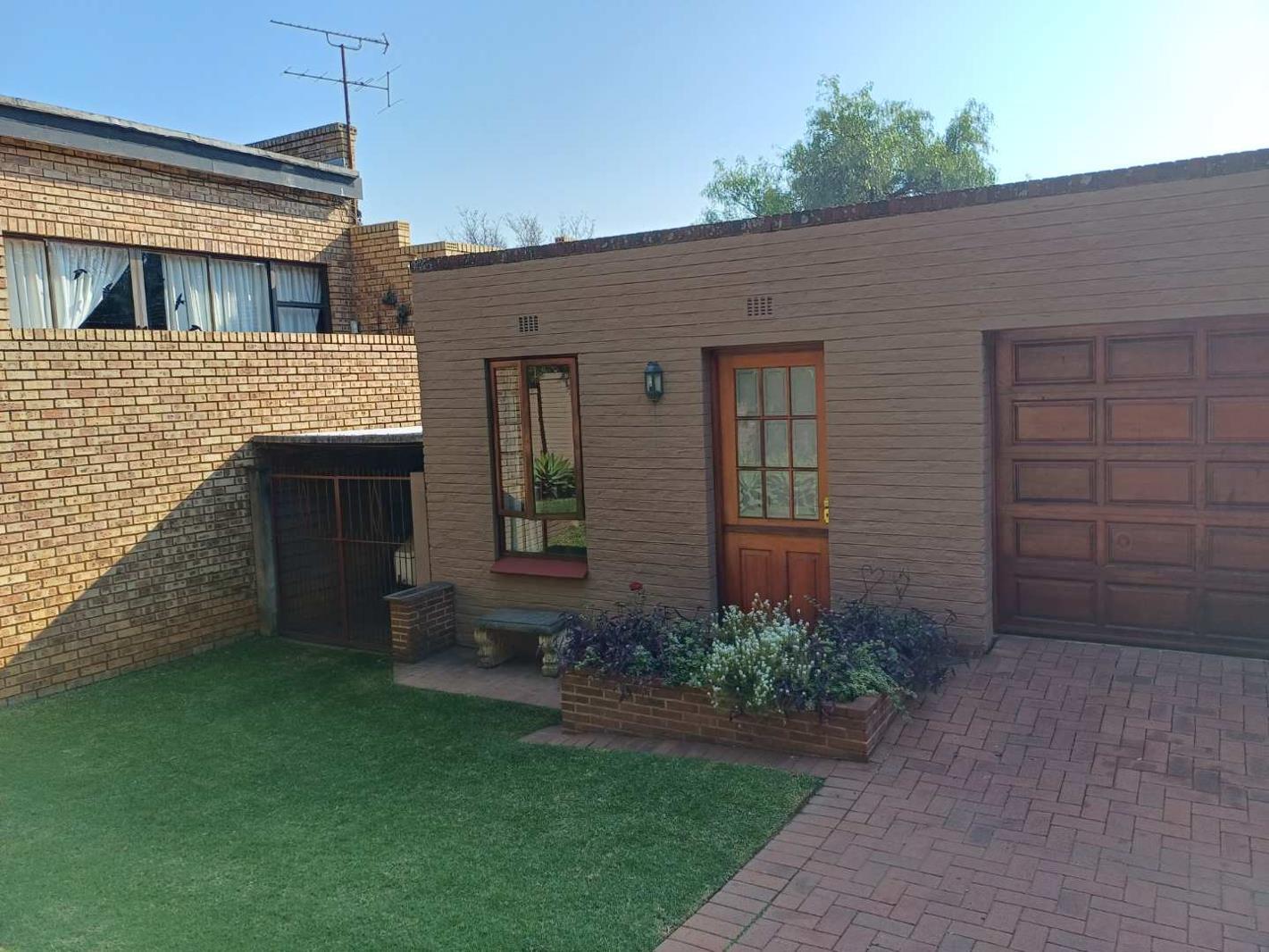 1 Bedroom Garden Cottage in Ferndale