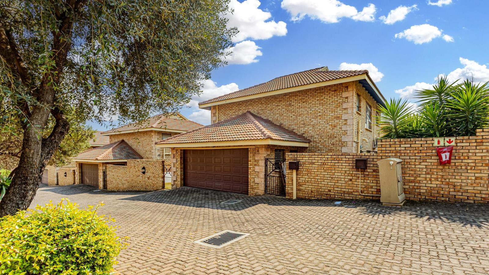 3 Bedroom Townhouse in North Riding