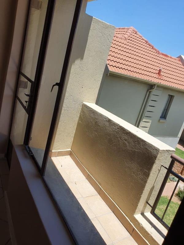 2 Bedroom Apartment in Esther Park