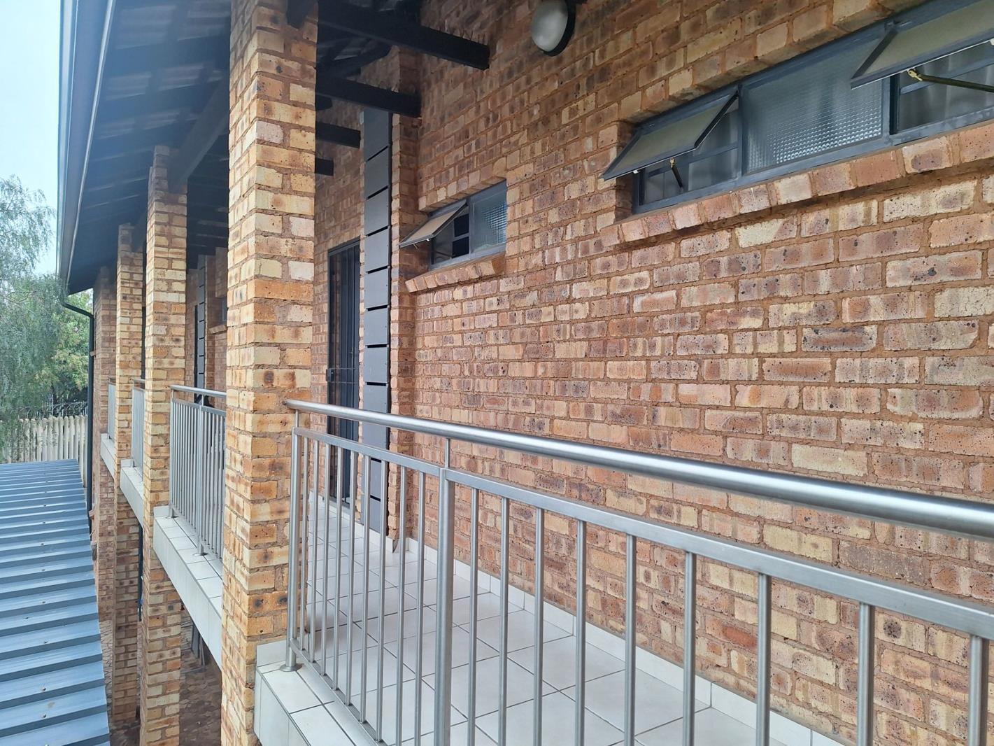 2 Bedroom Apartment in Mahube Valley