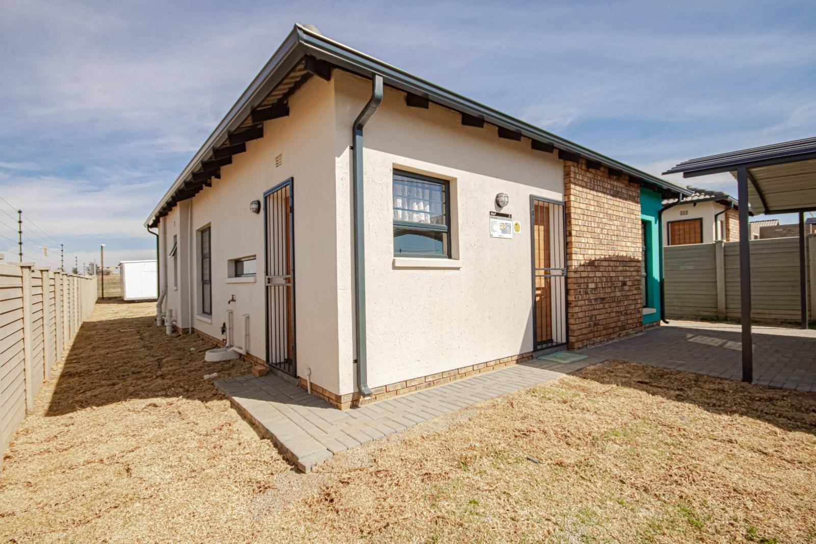3 Bedroom House in Toekomsrus
