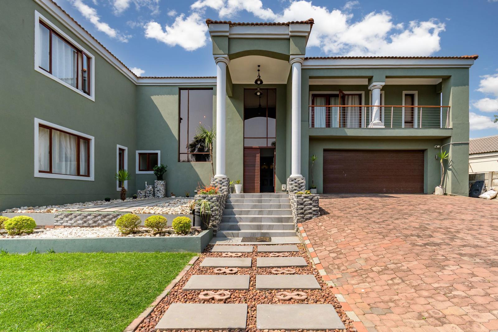 5 Bedroom House in Esther Park