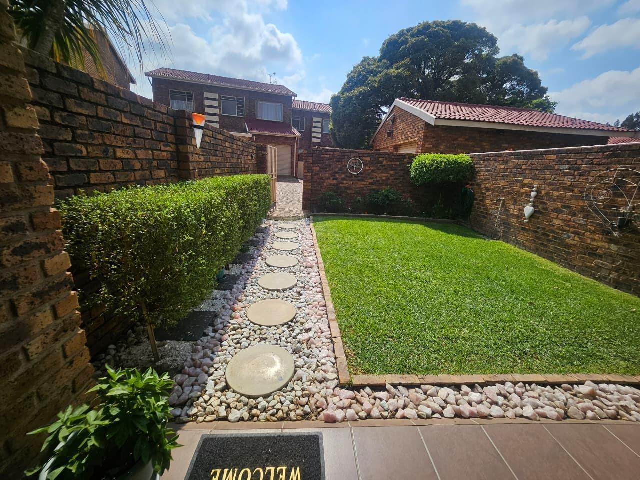 2 Bedroom Townhouse in Brackenhurst