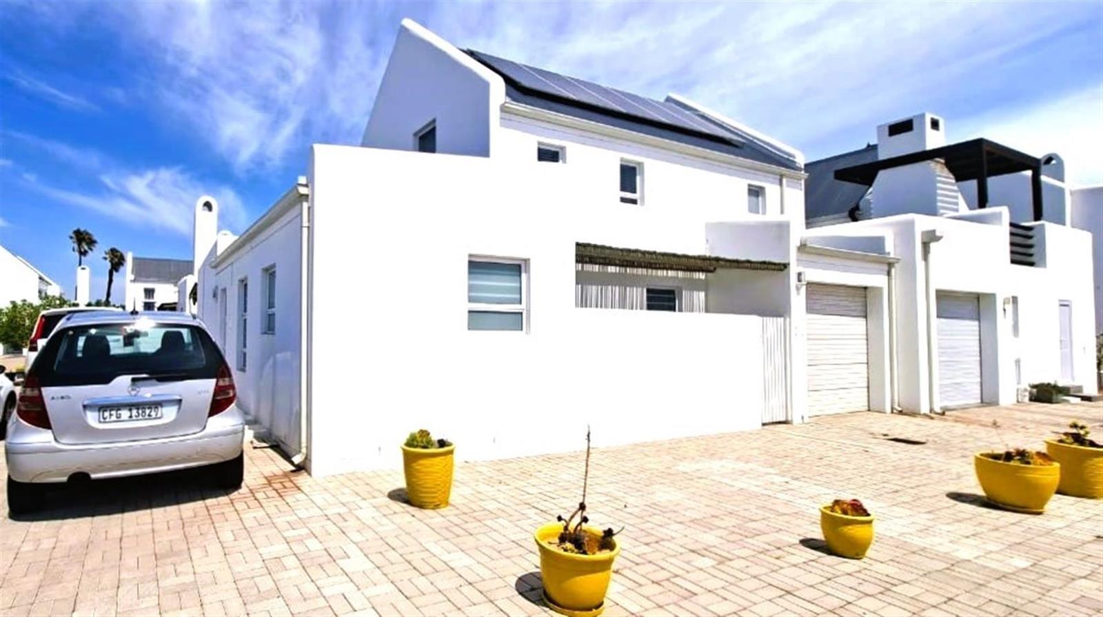 3 Bedroom House in Lampiesbaai