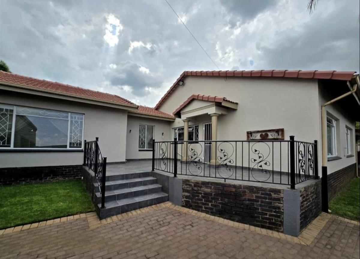 3 Bedroom House in Southcrest