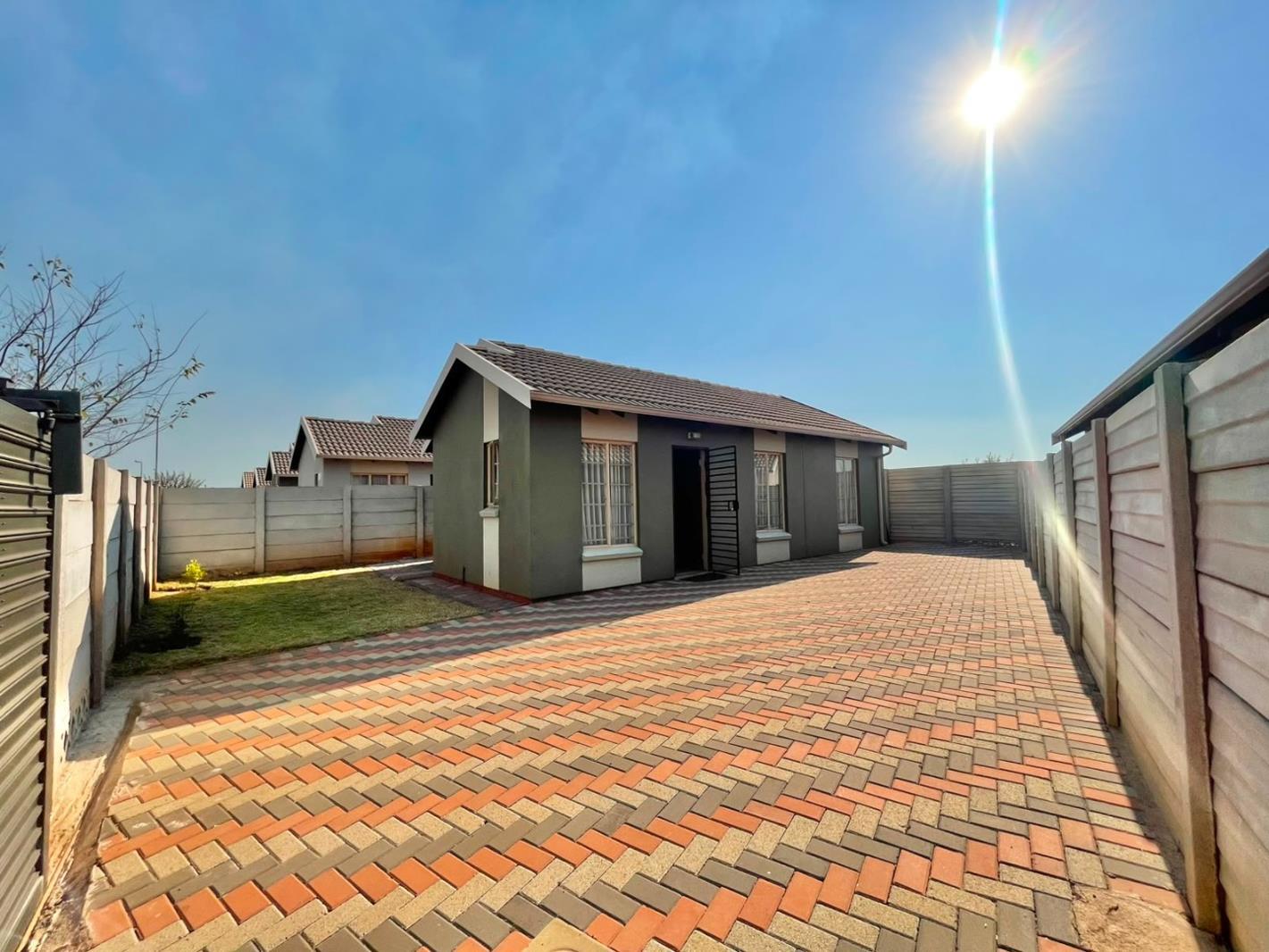 3 Bedroom House in Sky City