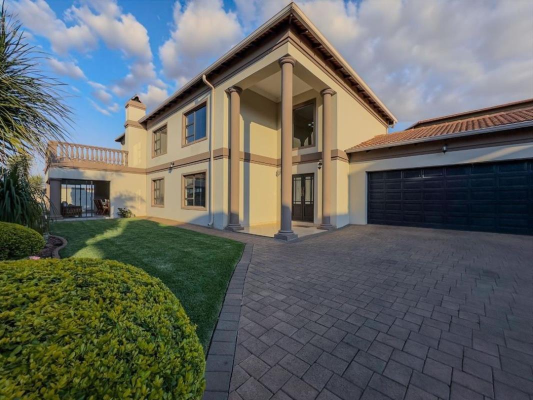 4 Bedroom House in Glen Erasmia
