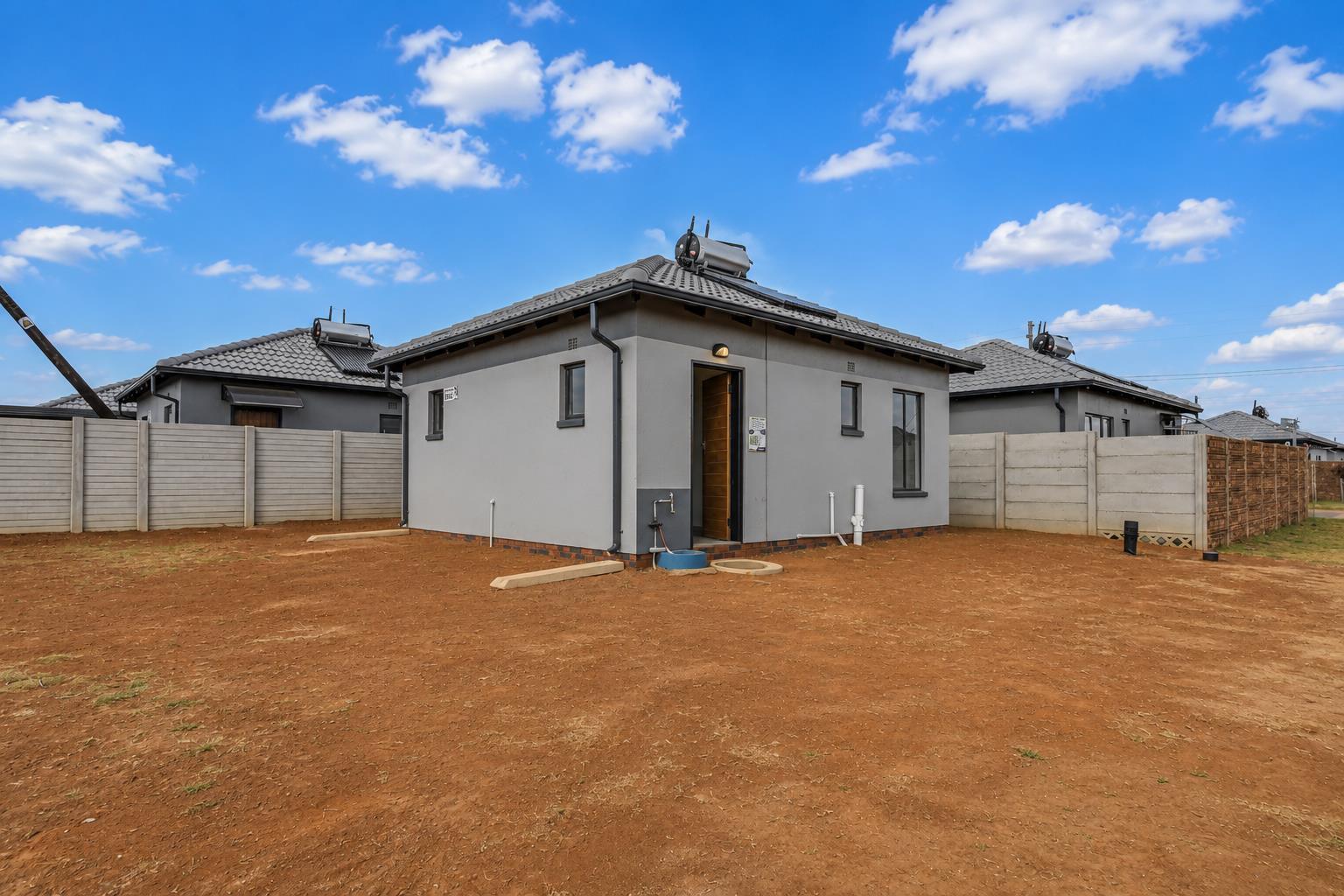 2 Bedroom House in Naledi