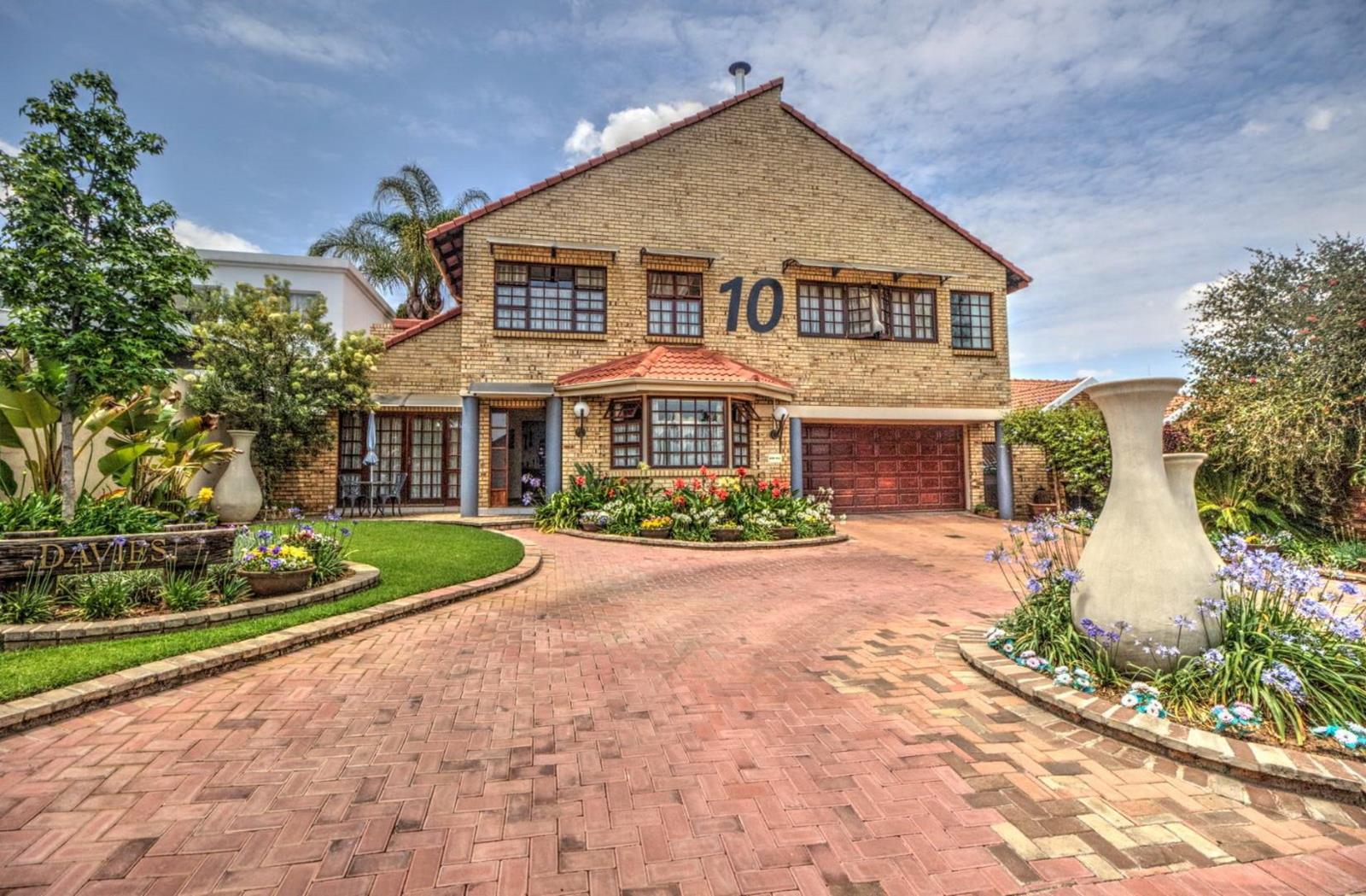 2 Bedroom House in Blue Gill