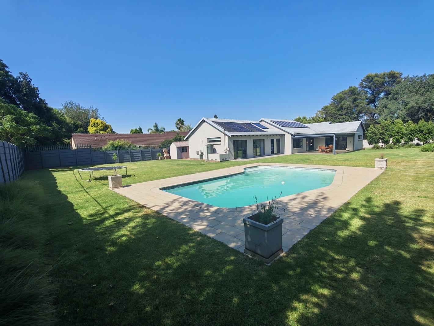 3 Bedroom House in Brackenhurst