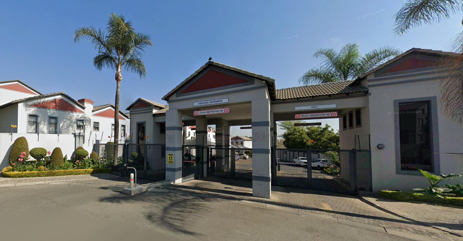 2 Bedroom Townhouse in Honeydew