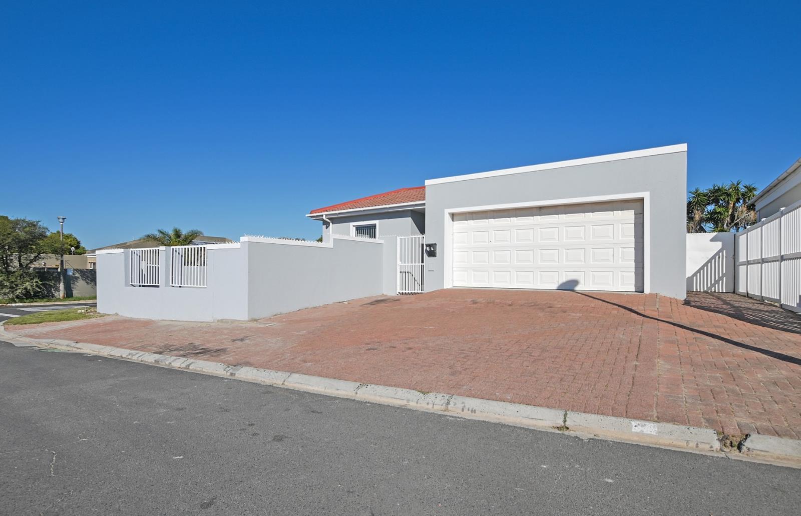 3 Bedroom House in Parklands