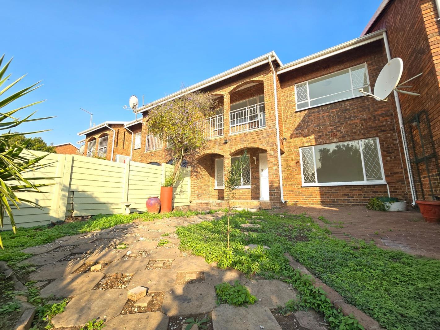 3 Bedroom Townhouse in Haddon