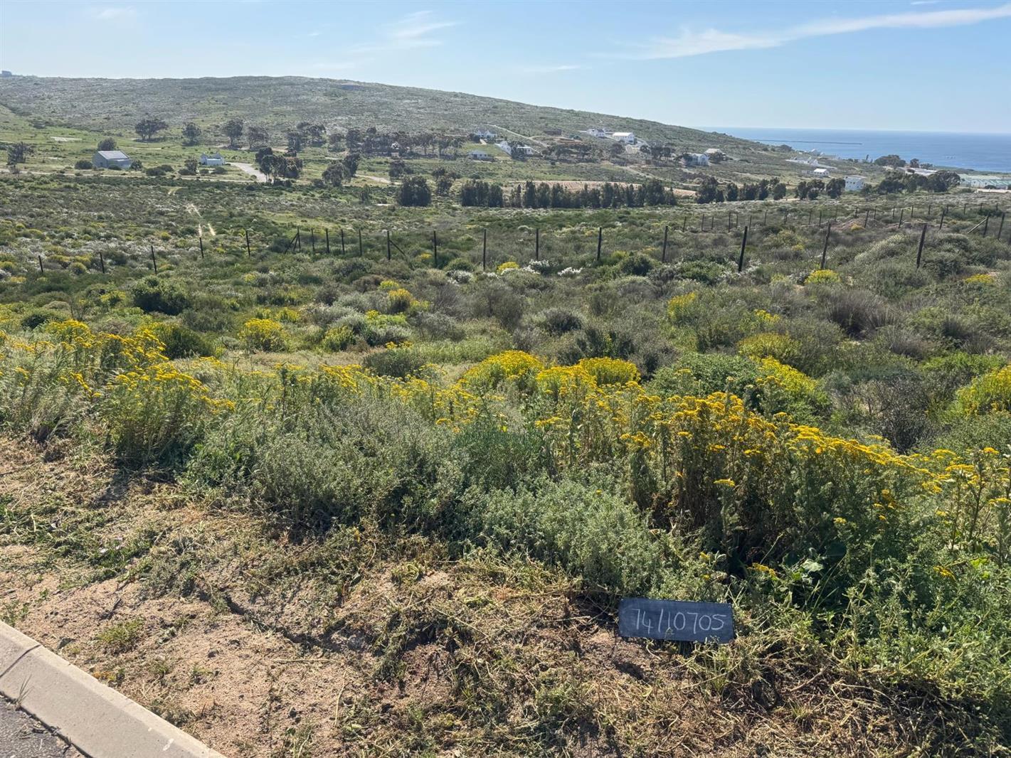 323 m² Land available in St Helena Views