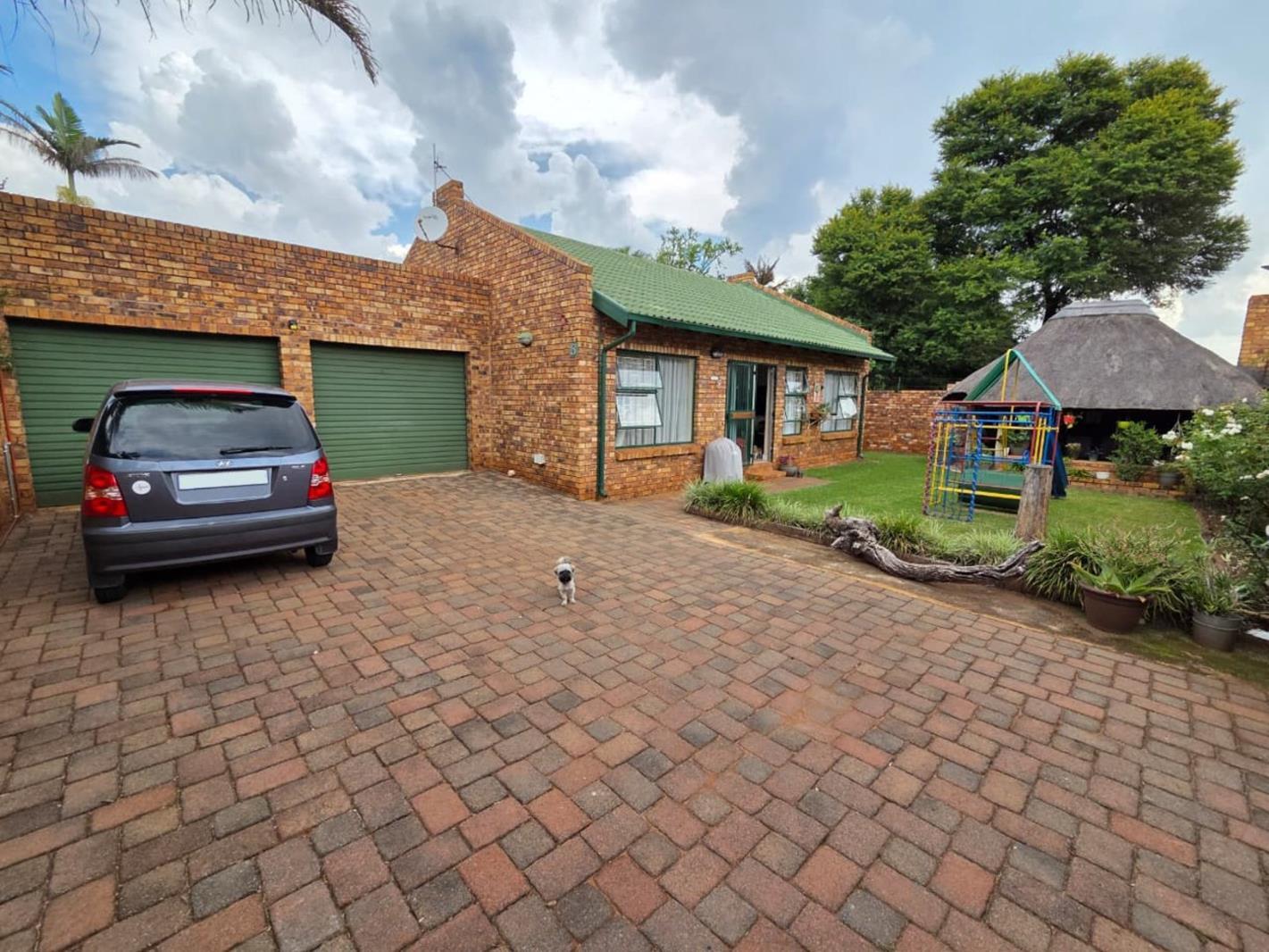 3 Bedroom Townhouse in Annlin