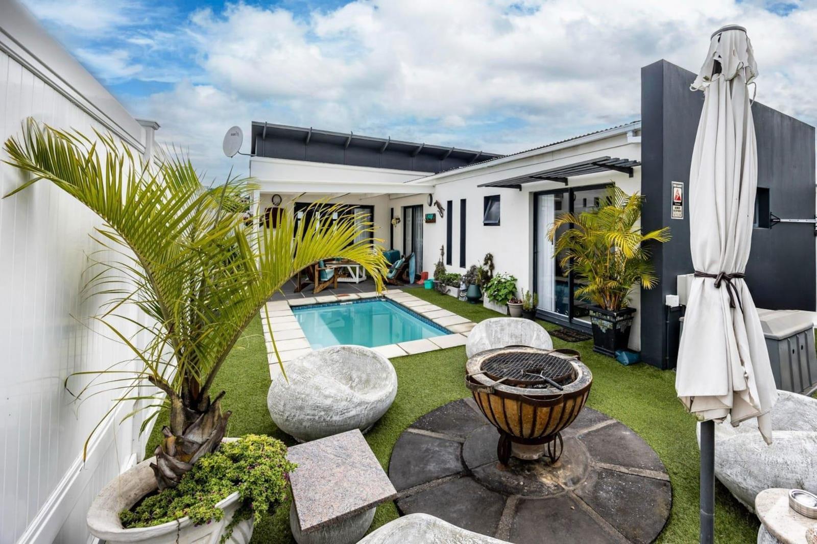 2 Bedroom House in Nahoon Valley Park