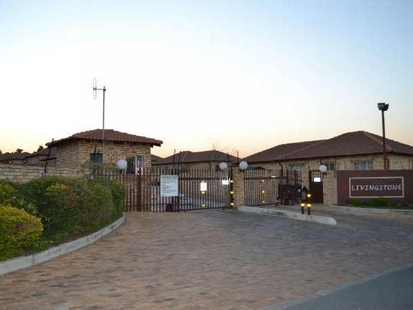2 Bedroom Simplex in Noordwyk