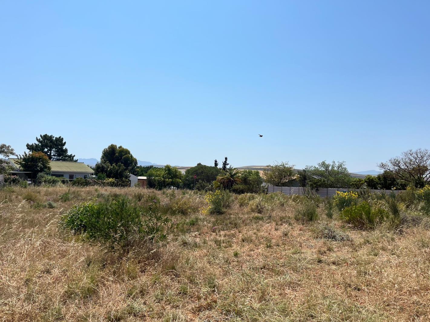 1 113 m² Land available in Bot River
