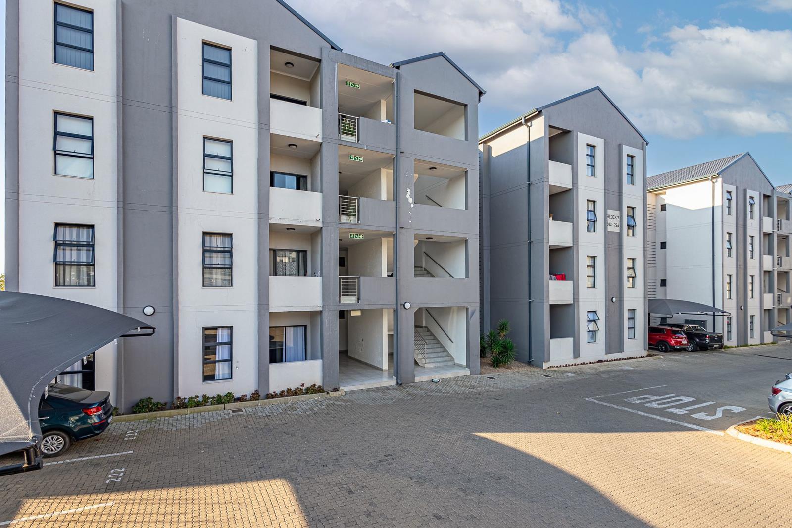 2 Bedroom Apartment in Midridge Park