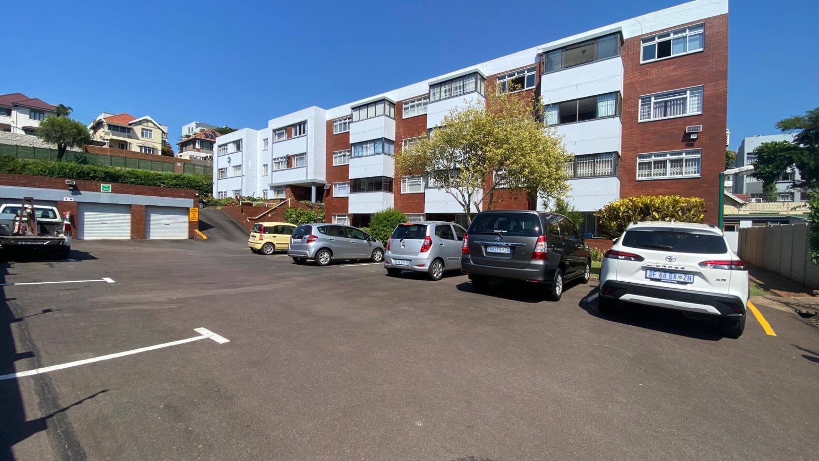 2.5 Bedroom Apartment in Bulwer