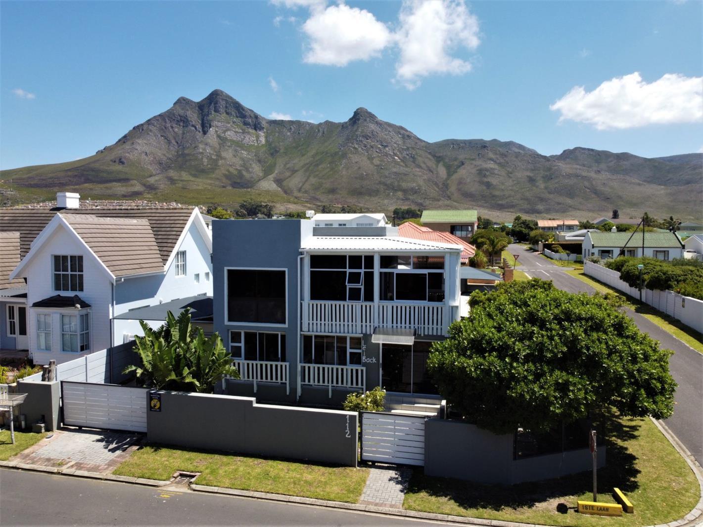 4 Bedroom House in Kleinmond