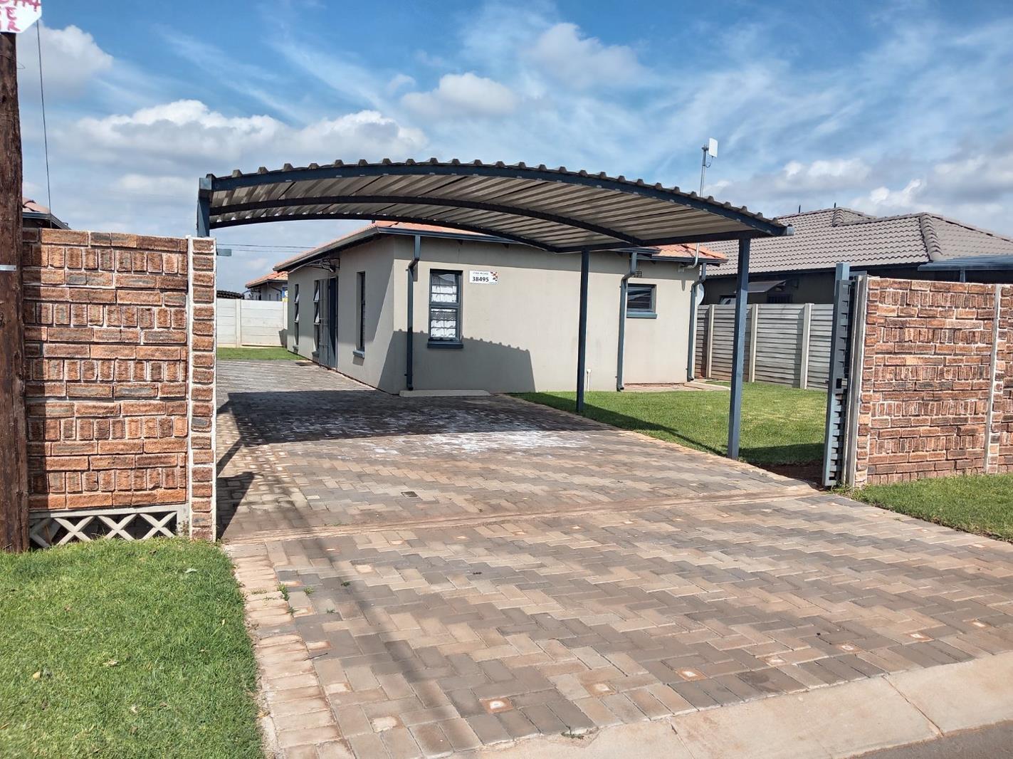3 Bedroom House in Protea Glen