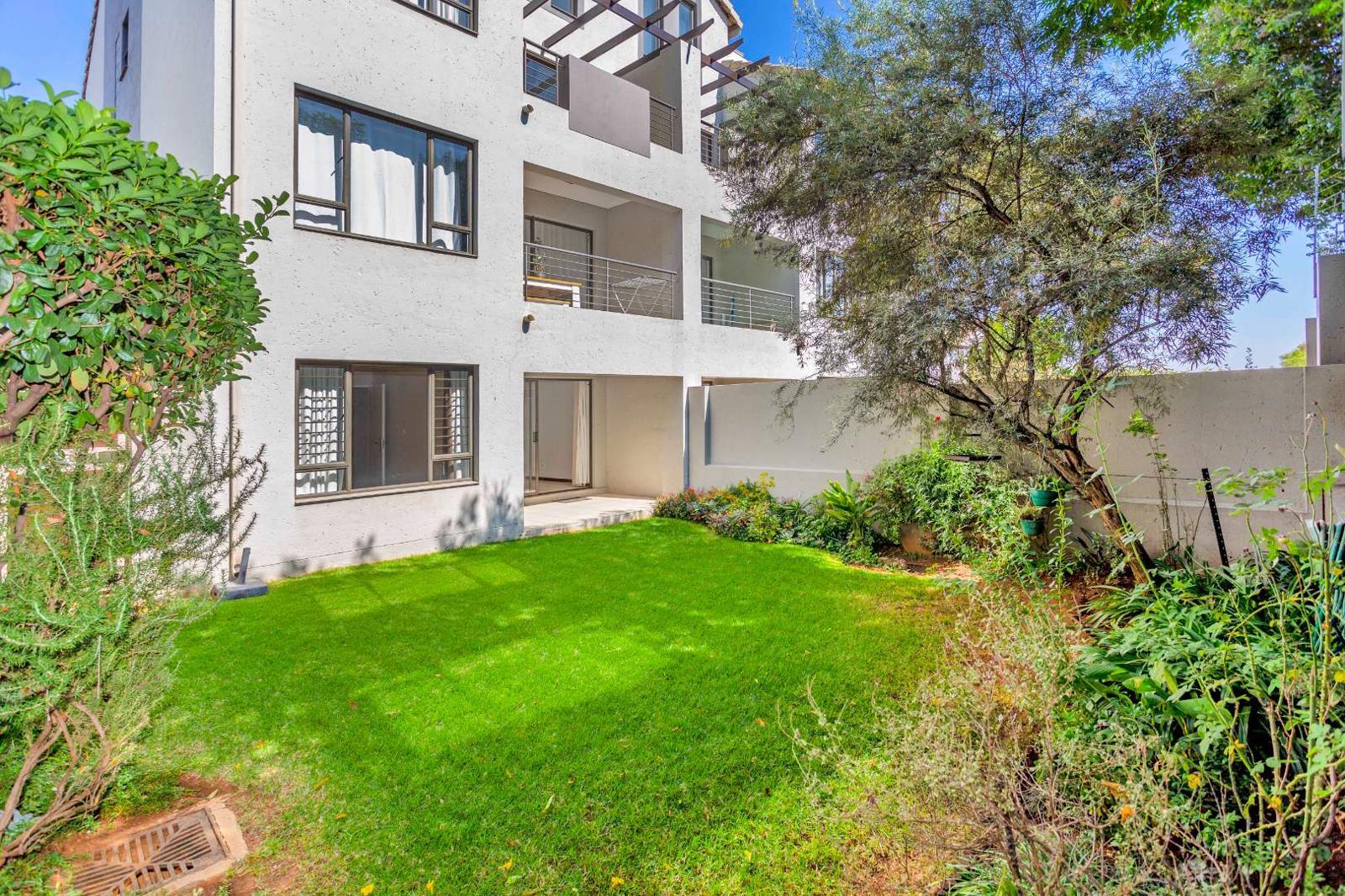 2 Bedroom Apartment in Bryanston