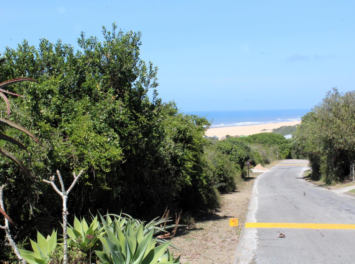 750 m² Land available in Begha