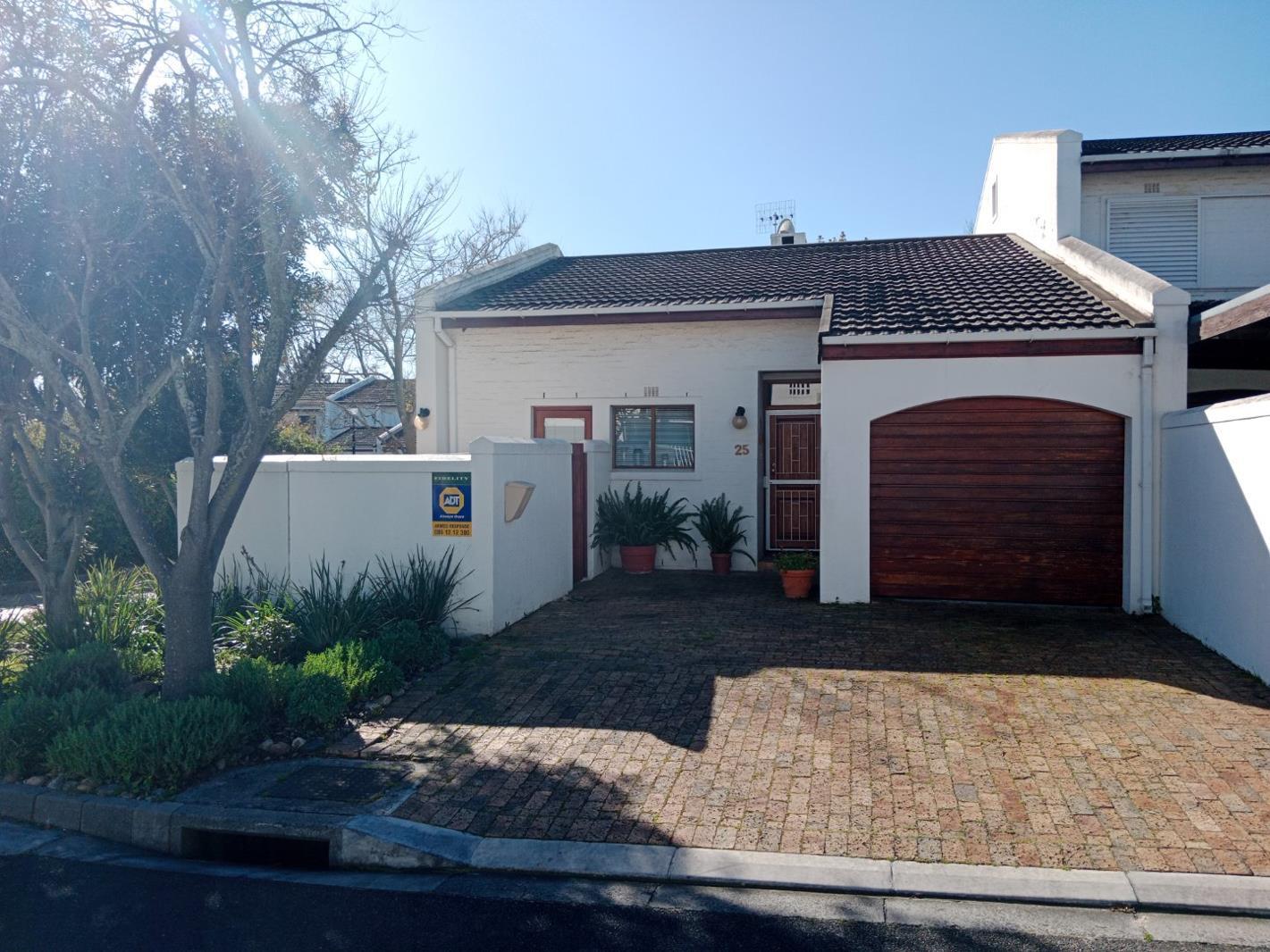 2 Bedroom House in Die Boord