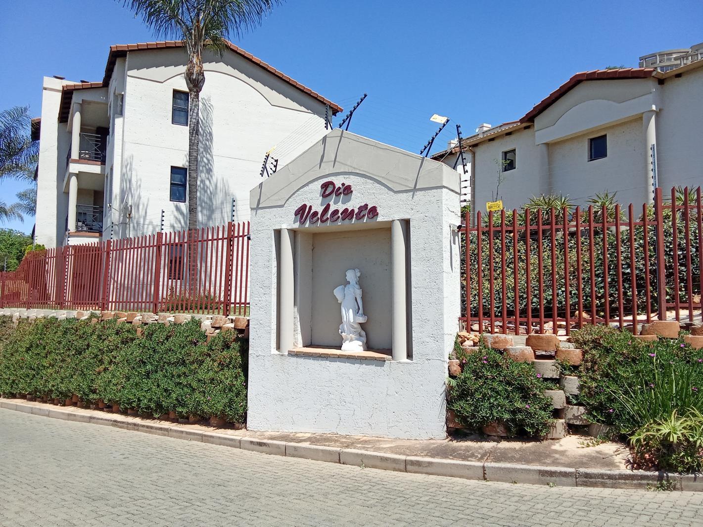 2 Bedroom Apartment in Constantia Kloof