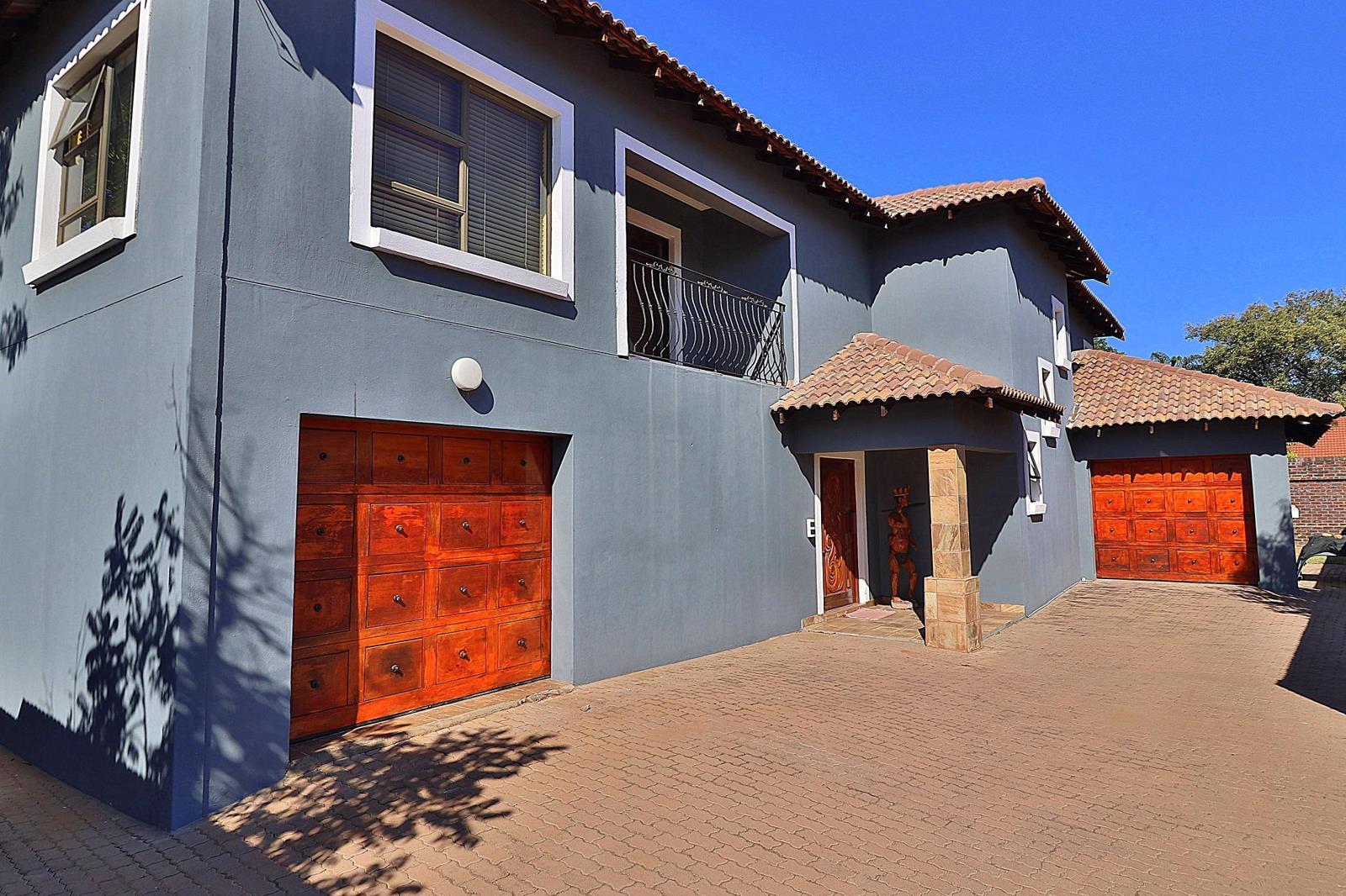 4 Bedroom House in Lephalale (Ellisras)