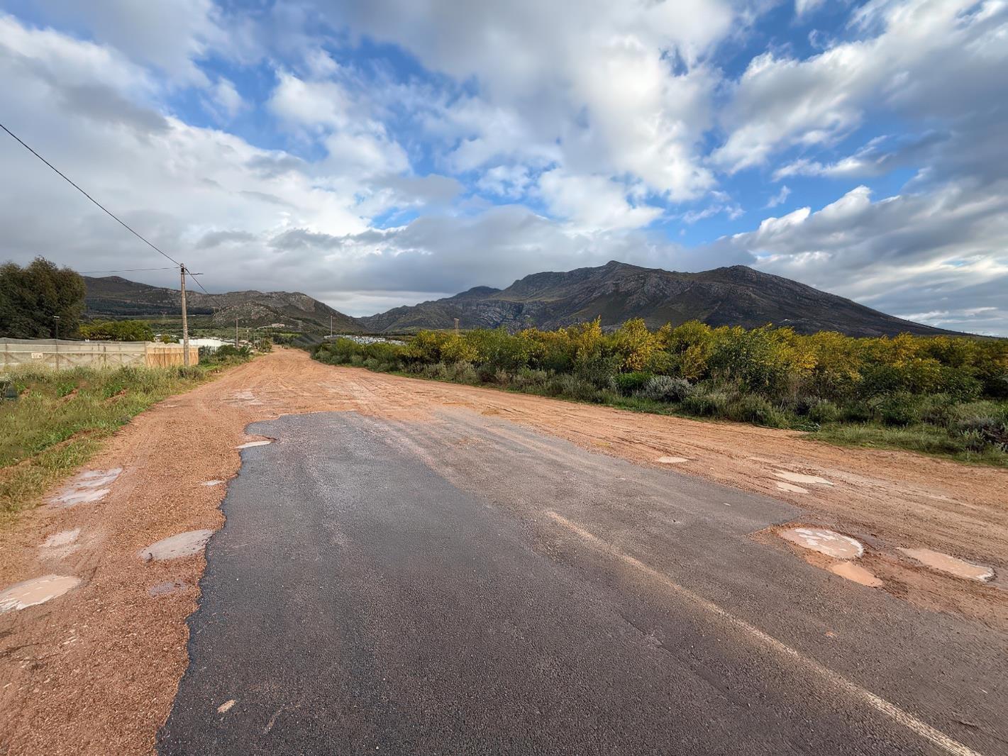 595 m² Land available in Bot River