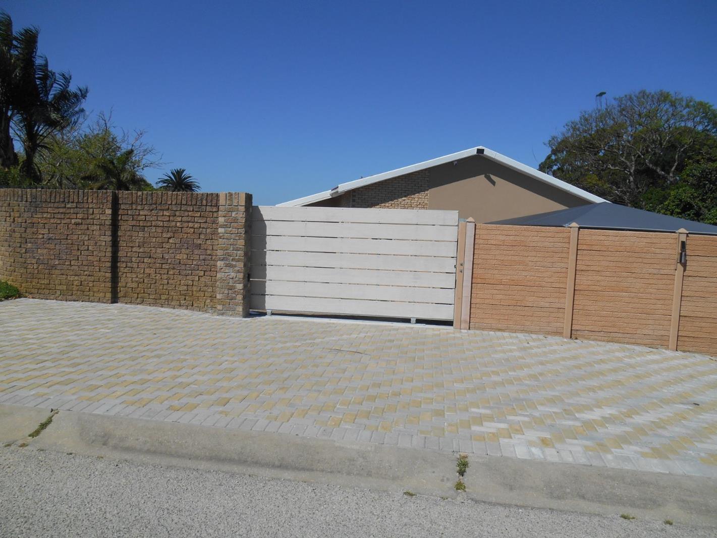 3 Bedroom House in Broadwood