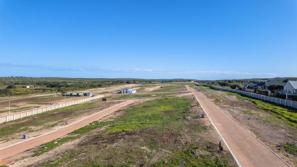 354 m² Land available in Stilbaai Wes